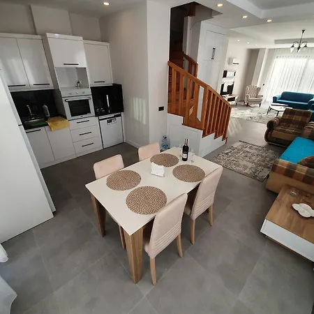 Dream Luxury In Royal Park Apartment *